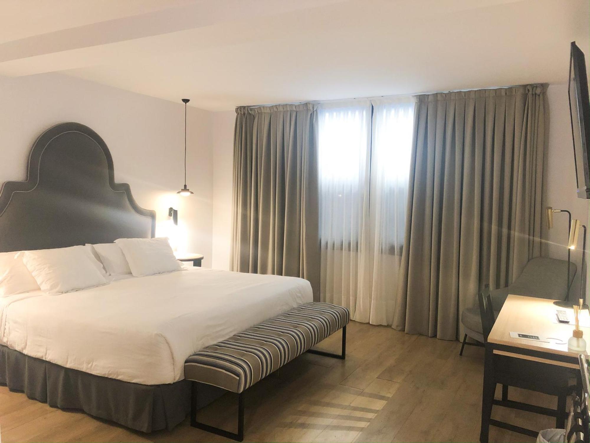 Suites Hom Sevilla Exterior foto